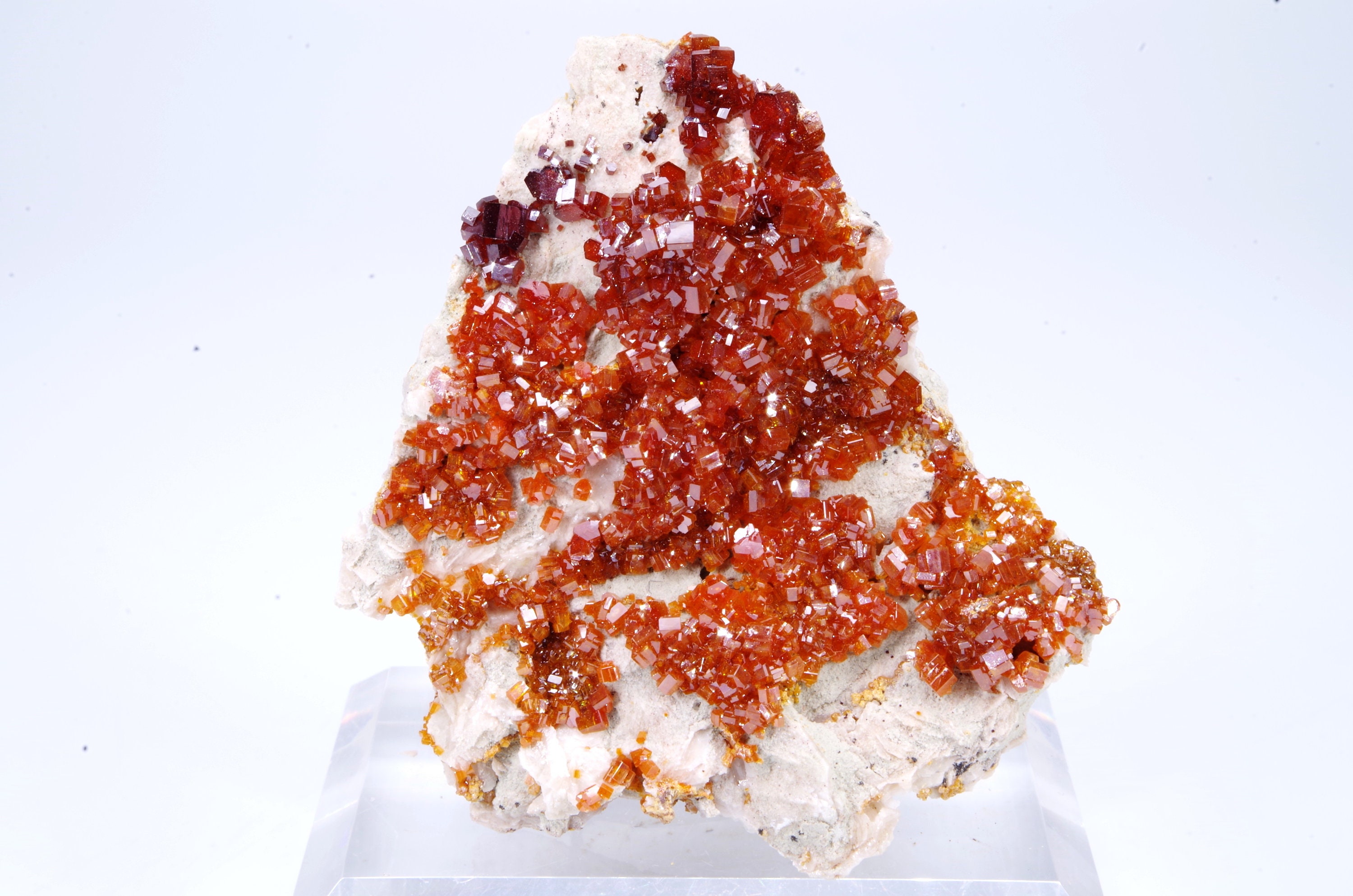 Vanadinite Coud'a Mine Mibla Maroc/Morocco 6.5x5x0.5 47G