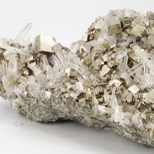 Pyrite Quartz Huaron Mine Peru / Peru 12x6.5x4cm 283gr