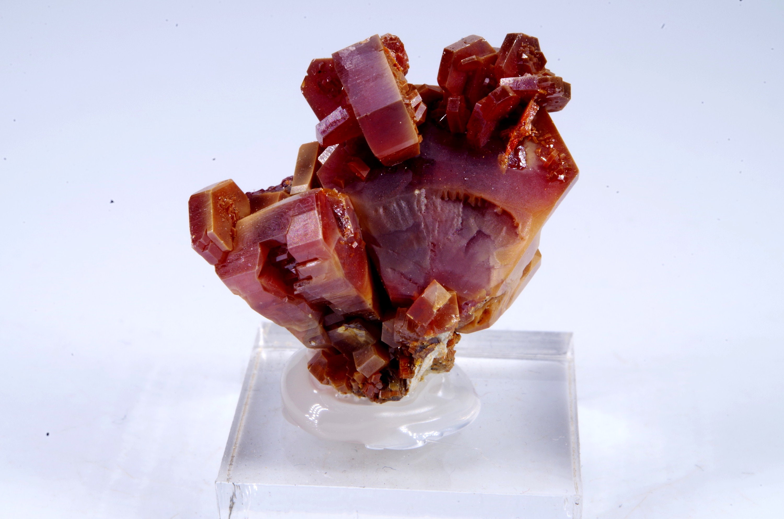 Vanadinite Acf Mine Maroc/Morocco 2.5x2x2.7cm 26G