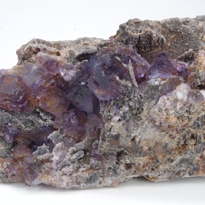 Fluorita, Rancennes Ardennes, Francia, 9.8x6x3.9 253g