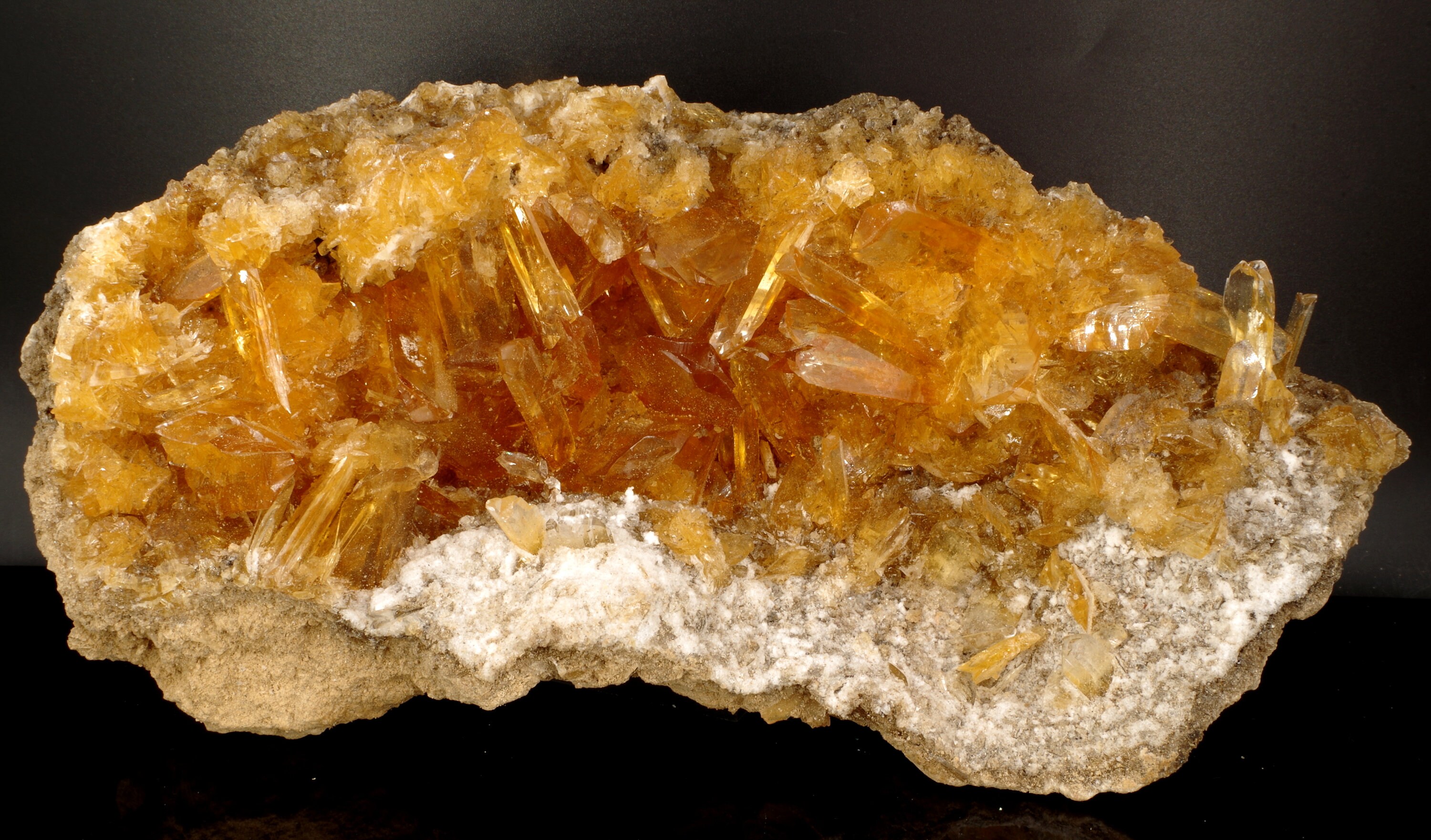 Sélénite Pérou - Golden Gypsum 24x12x7cm 1.5Kg