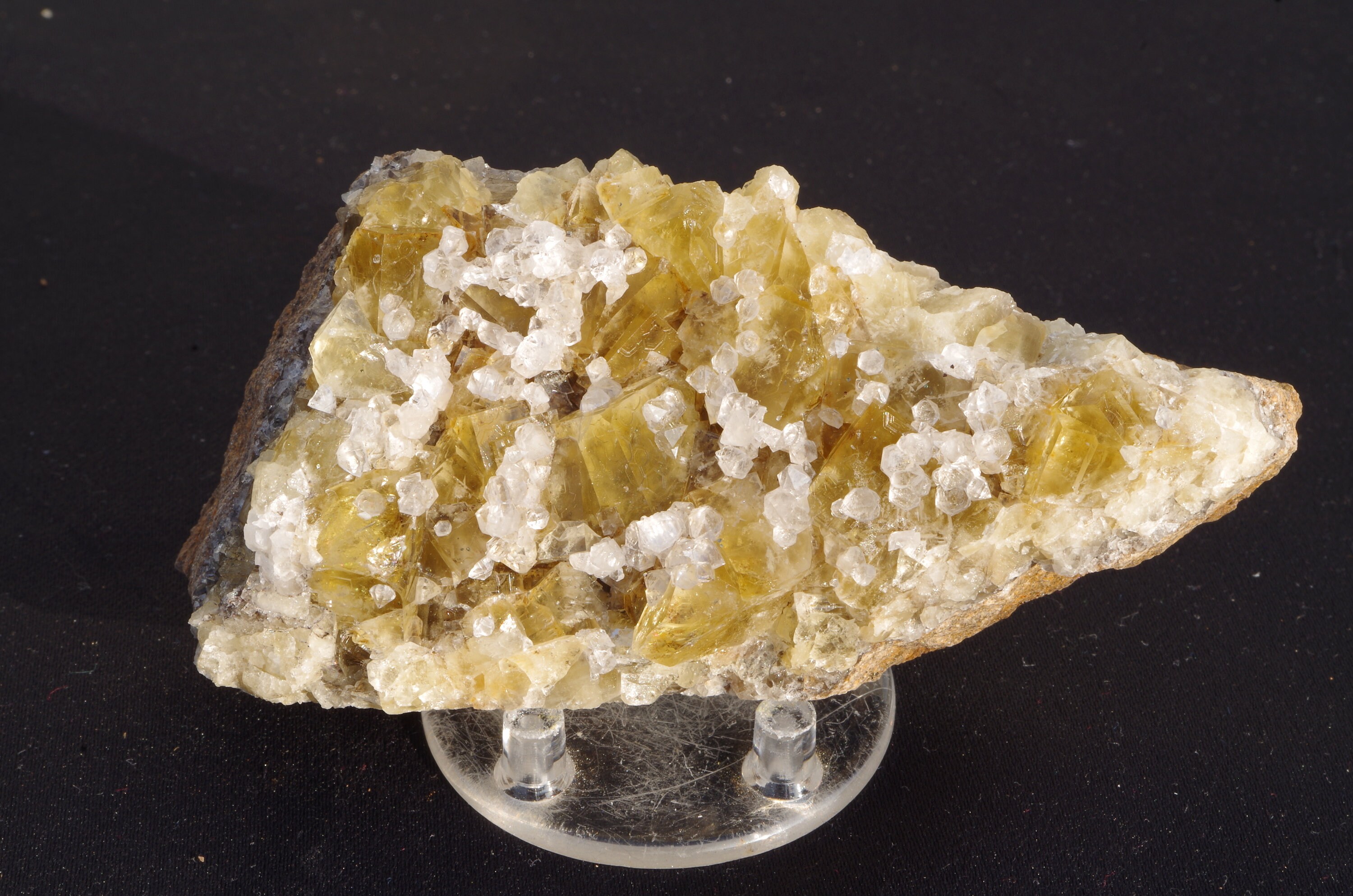 Fluorite Bull Vein, Lady Annabella, Angleterre/England Uk 11.5x5x3.5cm 250G