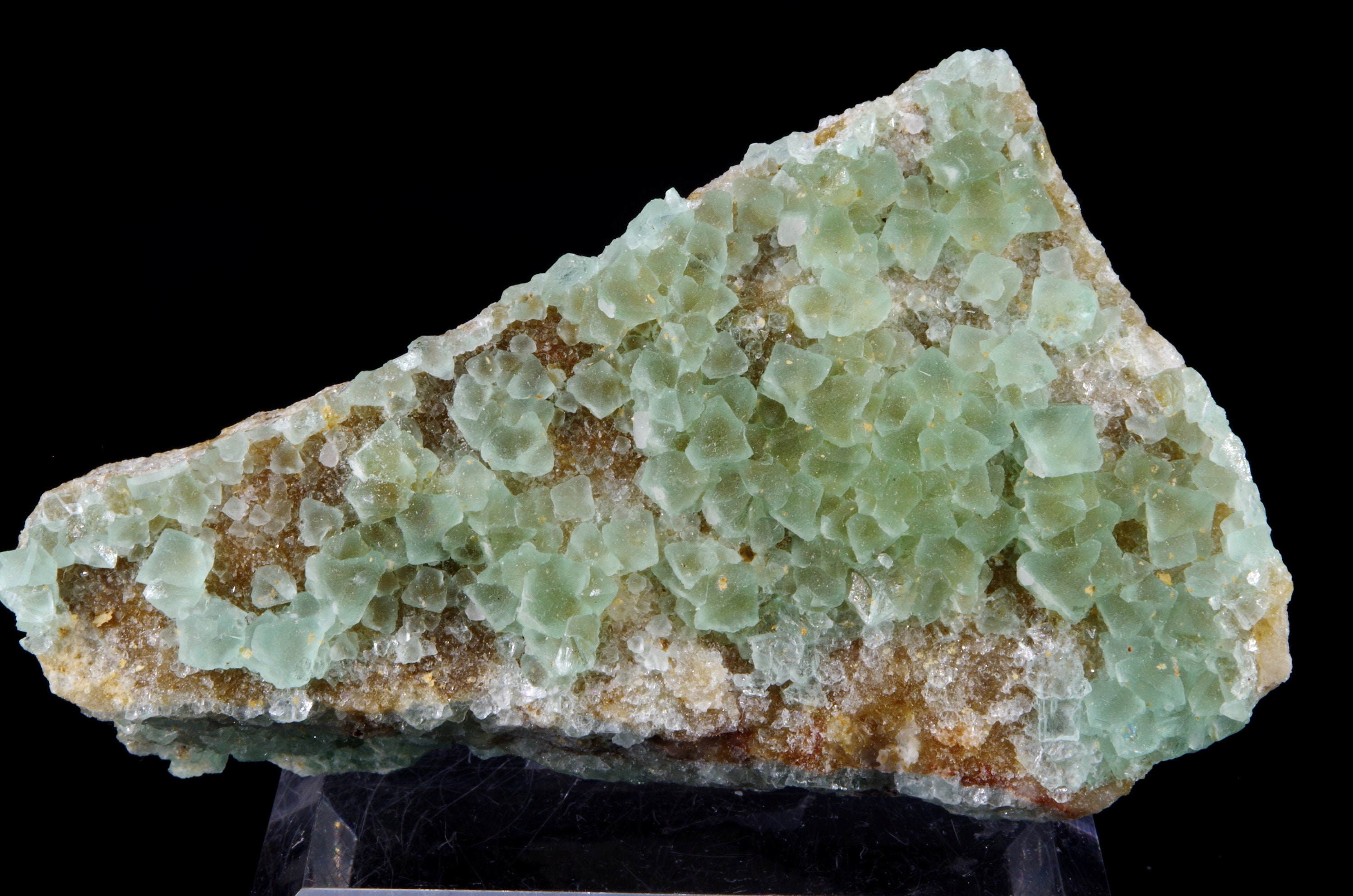 Fluorite Mine Berta Papiol Espagne 7.7x4.9x2cm 100G