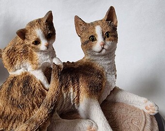 Country Artists Cat, Country Artist Cat Figurine, Country Artist