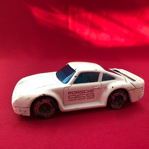 Porsche 959, Porsche car model, specials car, matchbox Car, 1:38 scale car, 1980 cars, made in China
