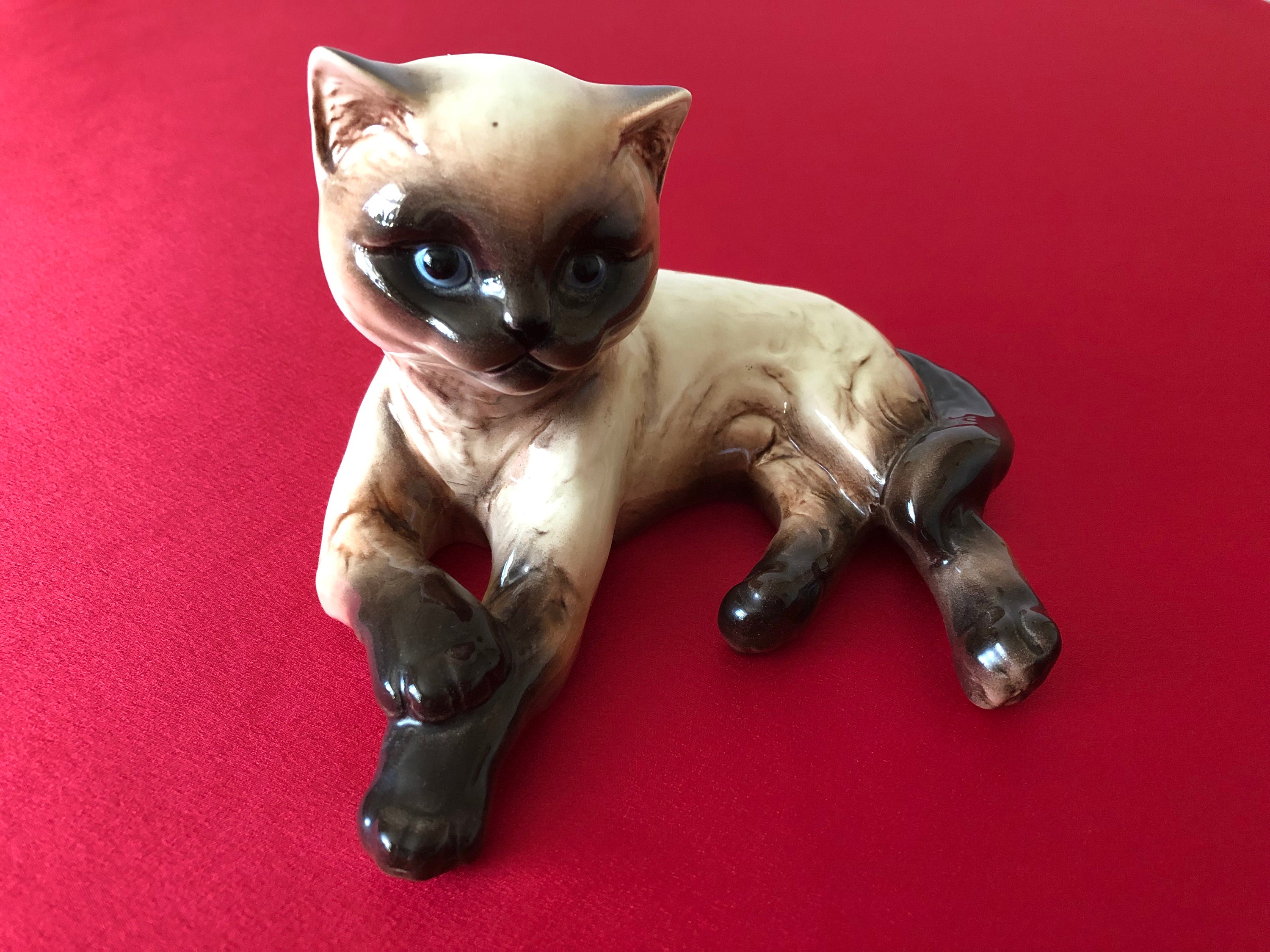 goebel cat figurine