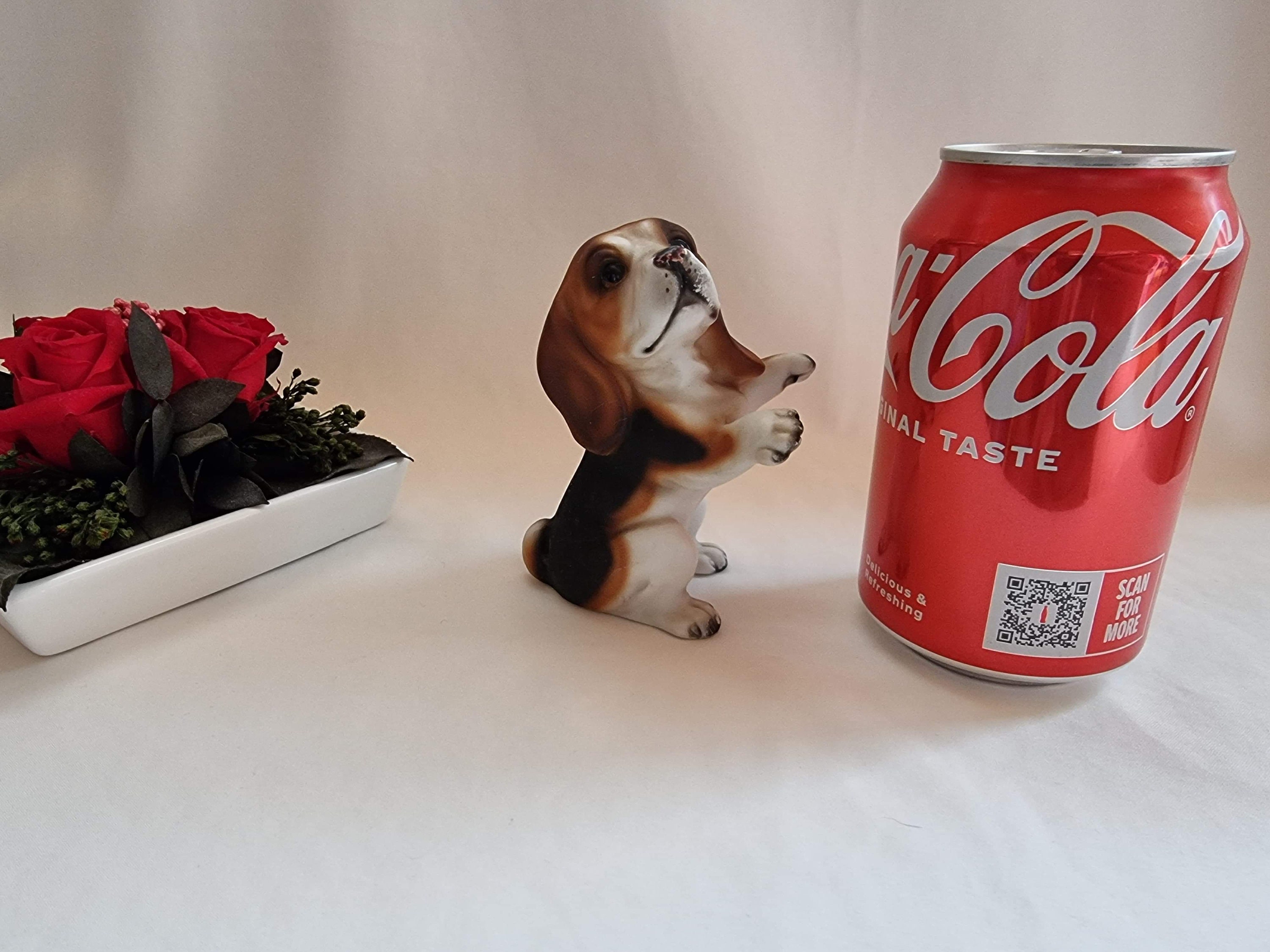 Figurine de collection GENERIQUE Chien qui remue / bouge / hoche la tête  voiture 11x16 cm - Beagle n°5