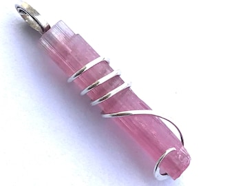 Pendentif en cristal de tourmaline rose brute, collier en argent sterling