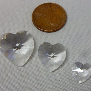 34 SWAROVSKI Faceted Heart Crystals in 3 Sizes Swarovski Collectors Society Renewal Gift    SAT24