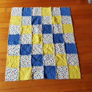 Handmade Flannel Rag Quilt: Baby - Blue, Yellow and Polka Dots (42 in x 36 in)