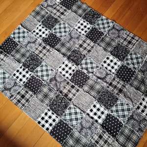 Handmade Flannel Rag Quilt: Gray, Black & White (60 in x 48in) #18