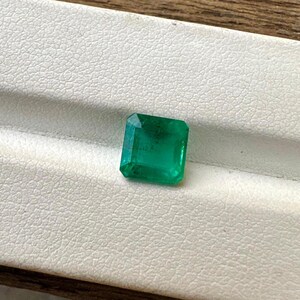 Piedra preciosa suelta de esmeralda zambiana natural de 7 mm, excelente, con corte cuadrado y buen brillo, certificada, para joyería, 1,69 quilates. imagen 3