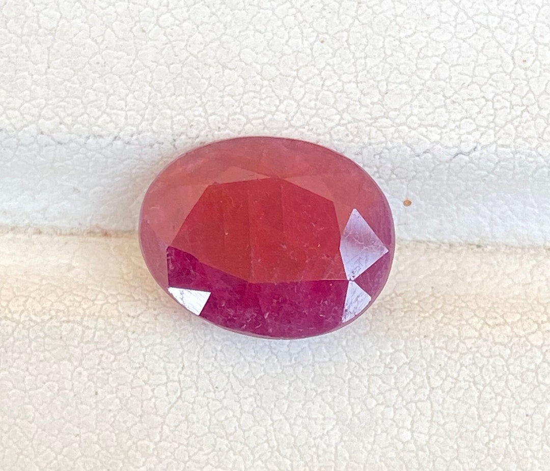 Amazing Natural Ruby Oval Cut Stone With Good Color Quality , Loose ...
