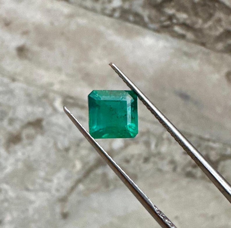 Piedra preciosa suelta de esmeralda zambiana natural de 7 mm, excelente, con corte cuadrado y buen brillo, certificada, para joyería, 1,69 quilates. imagen 7