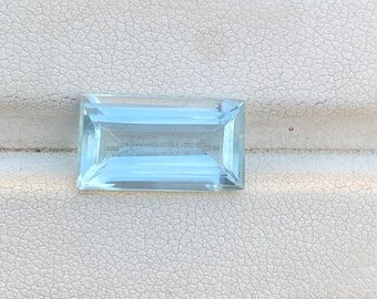 Amazing 4.77 Carat Natural Aquamarine Long Rectangle Emerald Cut Stone Aquamarine Faceted Gemstone Loose Gemstone For Making Jewelry