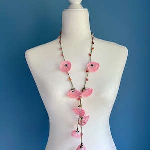 Flower Lariat Necklace / Crochet Necklace / Beaded Flower Necklace / Poppy Necklace / Long Flower Necklace / Summer Jewelry / Gift for Her