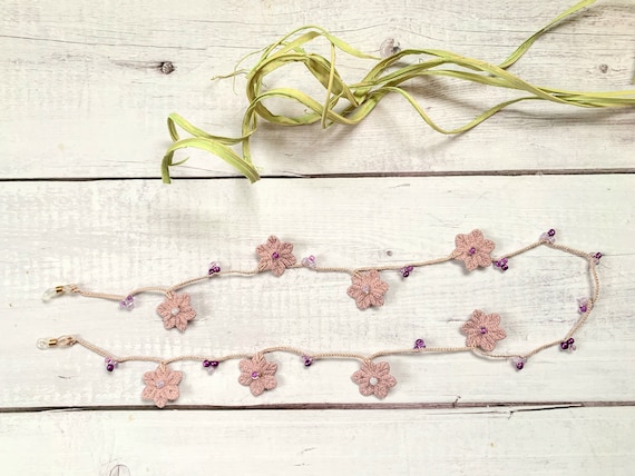 Eyeglass Chain With Flowers / Floral Glasses Chain / Eye  display picture 3