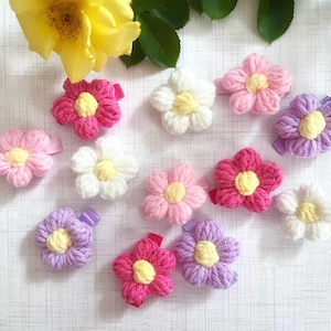 Daisy Hair Clip / Puff Flower Hair Clip / Girls Hair Accessories /  Baby Girl Shower Gift / Floral Hair Clips / Baby Tiny Hair Clip