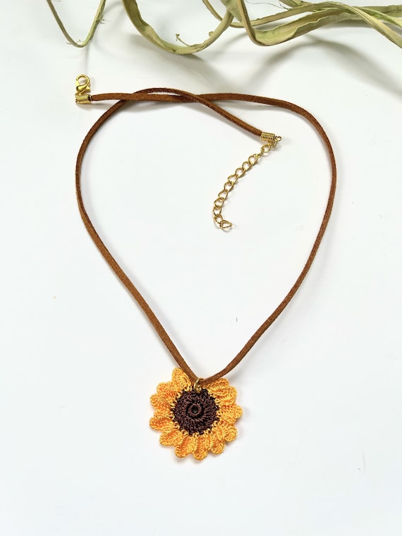 Sunflower jewels necklace hot sale