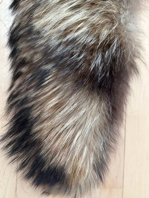 Vintage authentic large fox fur shoulder wrapshawl Gem