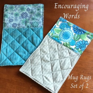 Posavasos acolchados con diseño floral verde azulado (juego de 2)