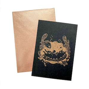Oyster cat - Golden risograph printed postcard