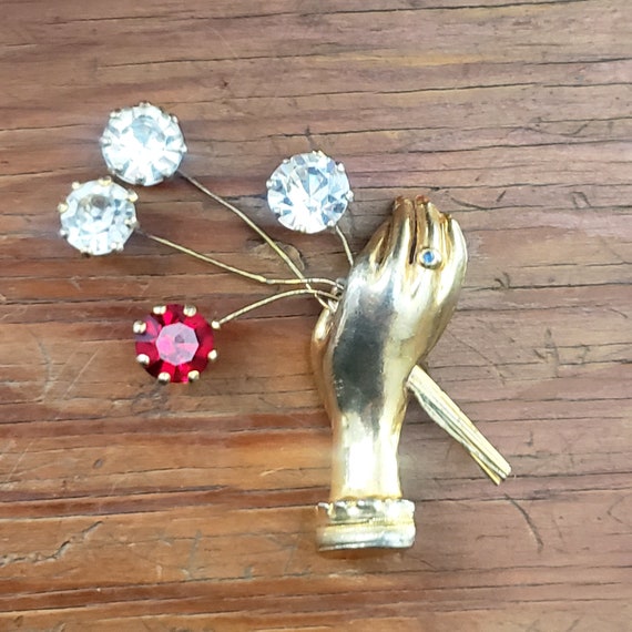 GOLDEN LOLLIPOP FLOWER Brooch - Hand Holding Flowe