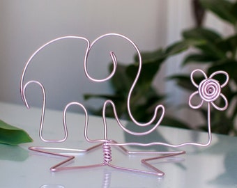 ELEFANT/DRAHTFIGUR with stand. An ideal gift for schooling, birthdays, friends, Christmas, baptism, birth, etc.