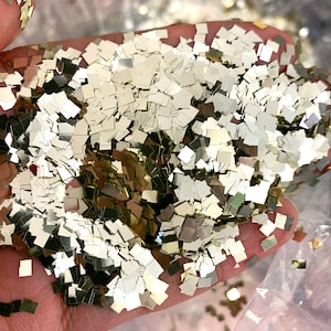 4mm 10g 100g poeder Glitter Poeder Glitter Glanzende Vlokken Mold Vullingen Hars EpoxyHars Licht Goud