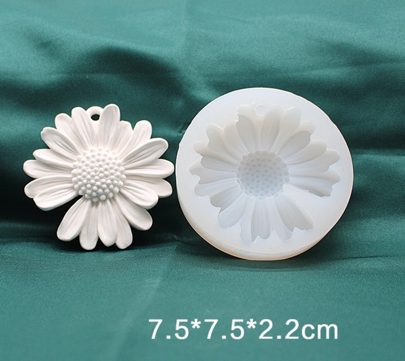 Sun Flowers Pendant Silicone Mold Resin Craft in Germany Resin Molding CastingAlternative DIY Crystal Epoxy Resin image 6