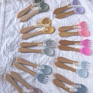 Personalized Spoon and Fork Set, Engraved Baby Spoon, Personalized Baby Shower Gift, Silicone Utensils, On Personalized Wood Gift Tag Plate Utensils Only
