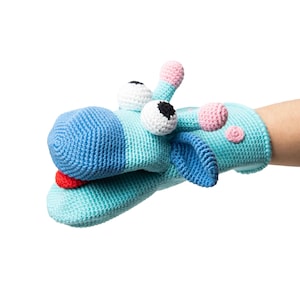 Hand Knitted Giraffe Puppet in Organic Cotton | Puppets for Kids | Pretend Play