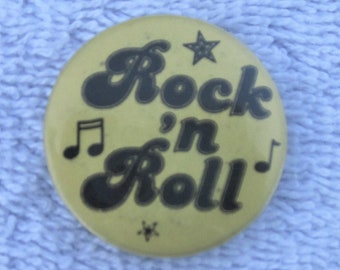 COOL CATS 25 YEAR OF ROCK N ROLL HOME VIDEO VINTAGE BUTTON PIN RARE MEMORABILIA