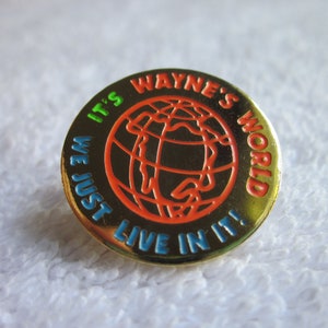 Wayne&#39;s World Movie Rare Promotional Metal Pin (1992)