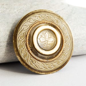 Antique Edwardian Beige Patterned Celluloid Button with Shamrock Motif