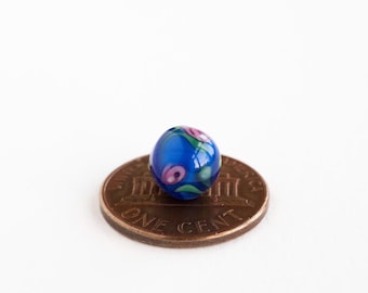 Vintage Diminutive Blue Lamp Work Charm String Button with Pink Rose Buds - 5 Available