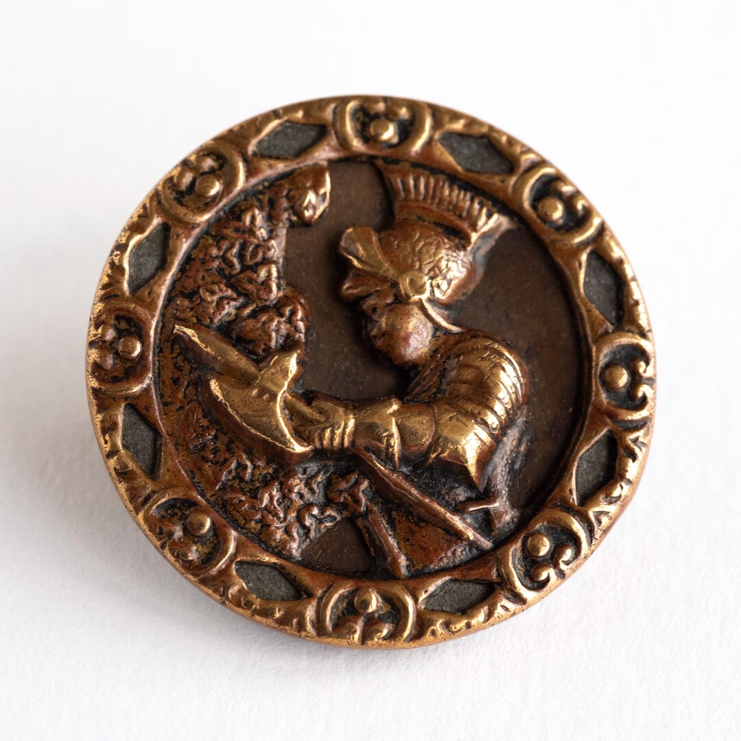Victorian Brass Repoussé Picture Button of a Medieval Knight - Etsy