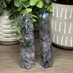 Purple moss agate tower