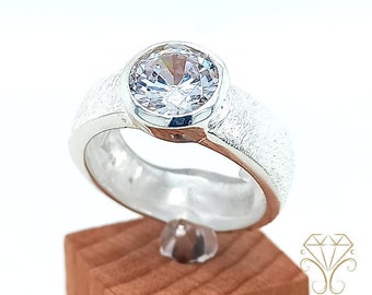 Silver ring - brilliant ring - solitaire ring - band ring - brushed silver - zircon ring - solid 925 silver - ground zircon size 60