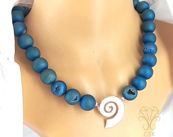 Blue GEMSTONE CHAIN - necklace blue - agate geode blue - silver snail - lobster clasp - 925 silver - 44 cm