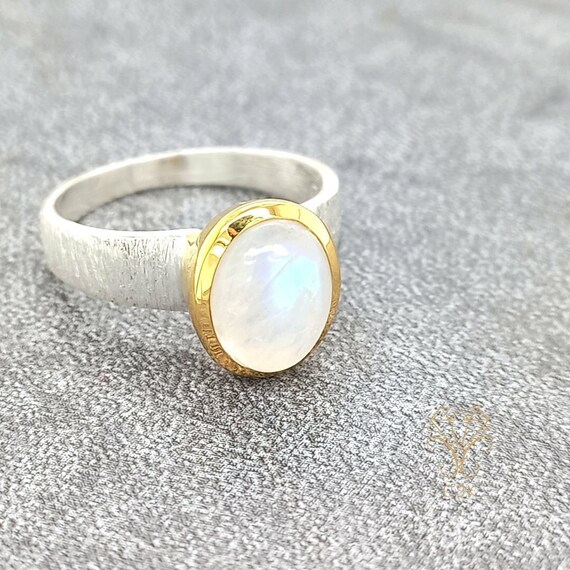 Bague pierre de lune bague labradorite blanche bague argent bague pierre precieuse bague empilage bague bicolore pierre de lune arc en ciel bague or taille pierre. 58 Etsy France