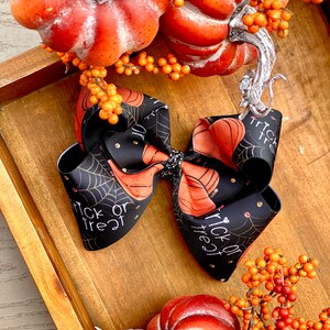 Pumpkin hair bow, Halloween hair bow, fall hair bow