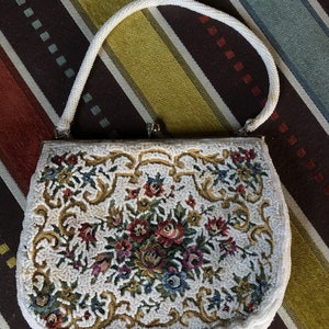 Vintage Tapestry and Faux Pearl Beaded Purse/Handbag/Antique/Purses/Handbags