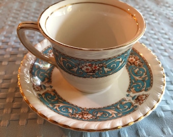 Hampton von Johnson Brothers Demitasse Set
