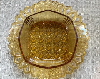 L E Smith Amber Glass Dish