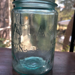 Vintage Atlas Mason Jar Strong Shoulder/Canning Jar/Ball Jar