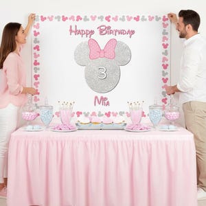 Toile de fond d'anniversaire inspirée de Minnie Mouse – Décoration de fête personnalisée (numérique ou imprimée) image 1