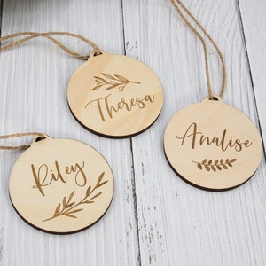 Custom Gift Wrap Tag | Engraved Wooden Name Tags | Personalized Flower Ornament | Custom Wood Stocking Tags