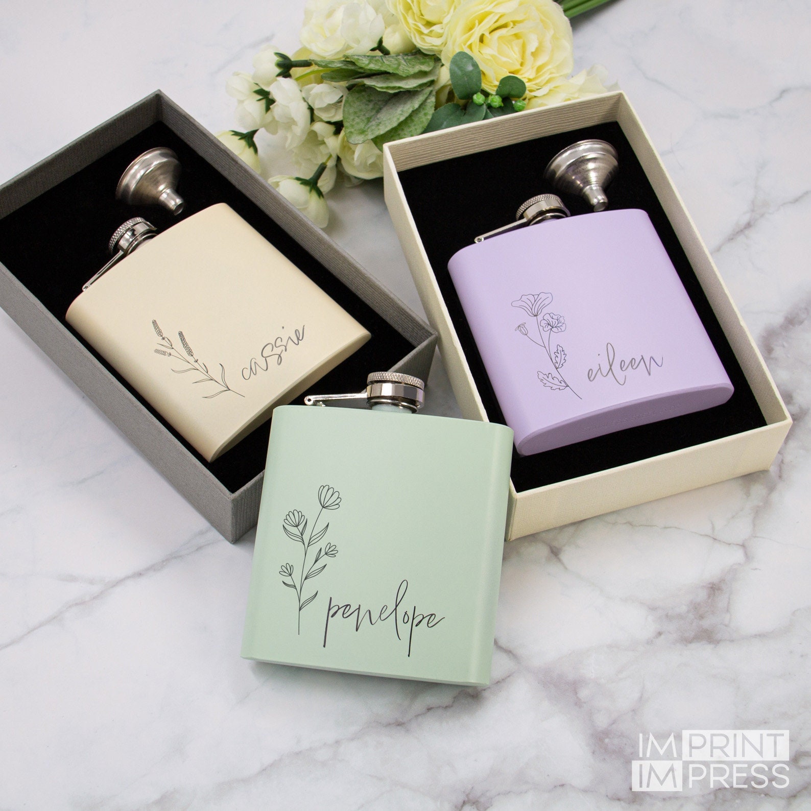 Custom Flower Flask | Bridesmaid Gift | 21st Birthday Gift | Laser Engraved Flask | Personalized Women's Flask - bc-LIND