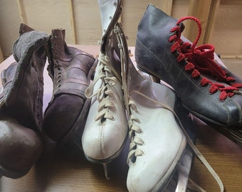 Viele Vintage Schlittschuhe aus Leder/Winter/primitivem Dekor